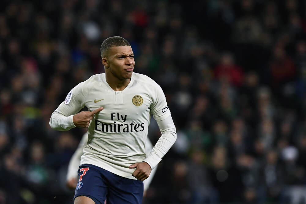 中国忍耐二十载后，仅用九天便赢得一场无声的战役！